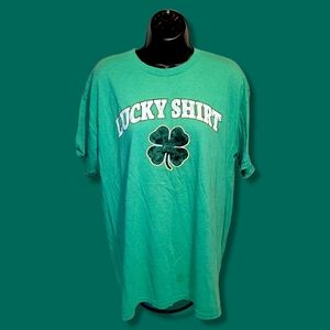Lucky Shirt T-shirt